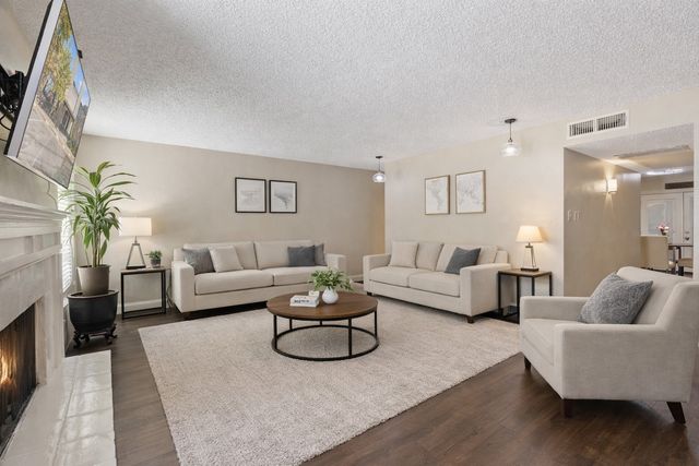 15912 Archwood Lane 1016, Dallas, TX 75248