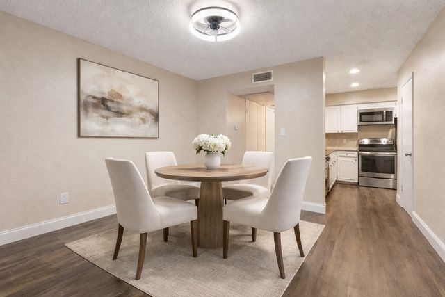 15912 Archwood Lane 1016, Dallas, TX 75248