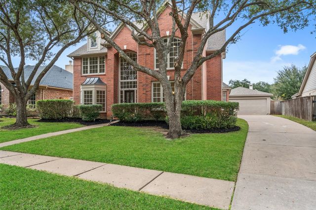 1123 Summer Brook, Sugar Land, TX 77479