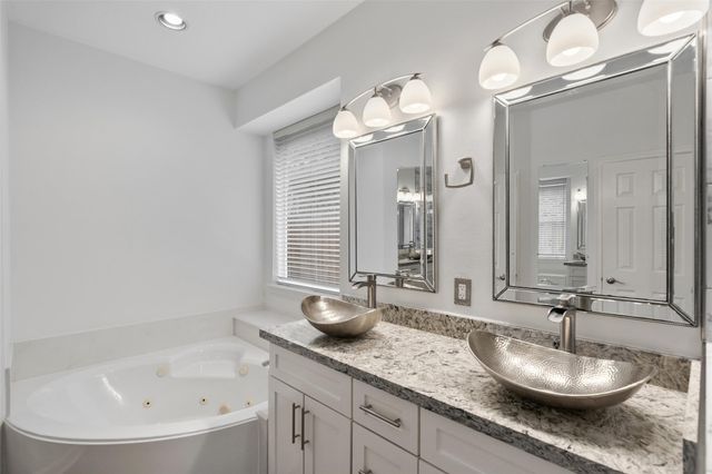 1123 Summer Brook, Sugar Land, TX 77479