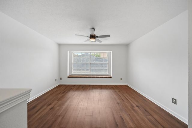 1123 Summer Brook, Sugar Land, TX 77479