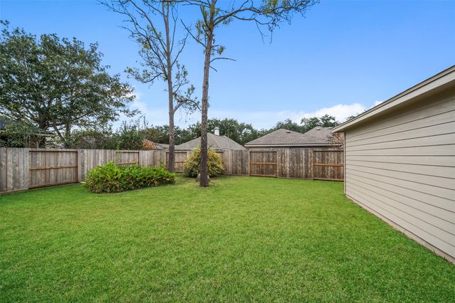 1123 Summer Brook, Sugar Land, TX 77479