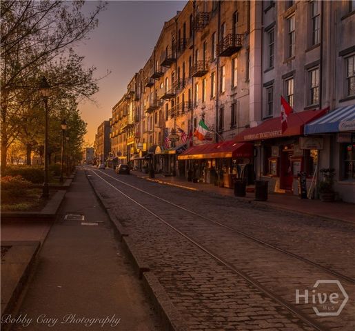 204 Bruce Street, Savannah, GA 31406