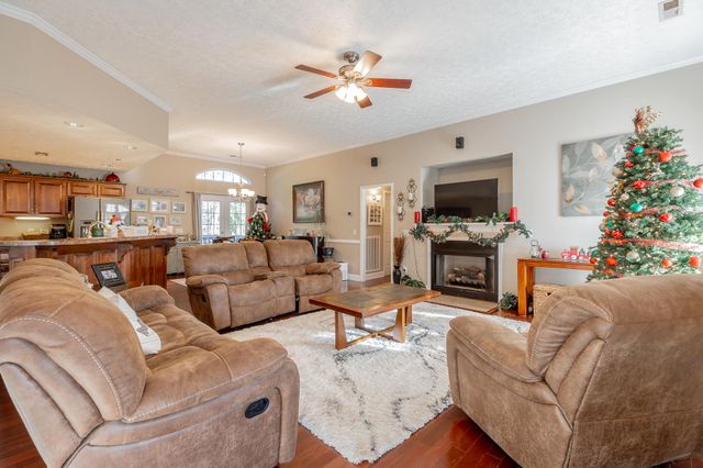 7229 Condra Drive, Harrison, TN 37341