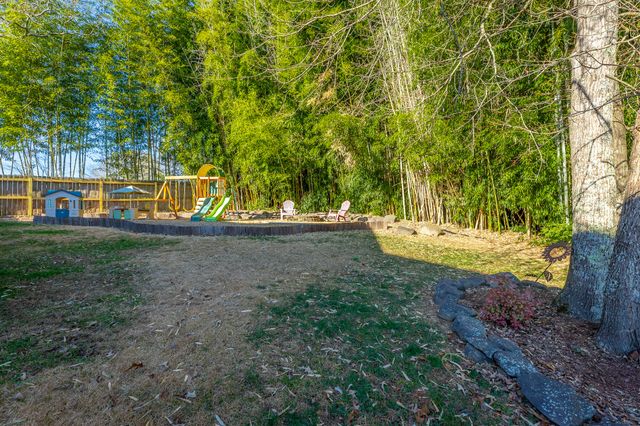 7229 Condra Drive, Harrison, TN 37341