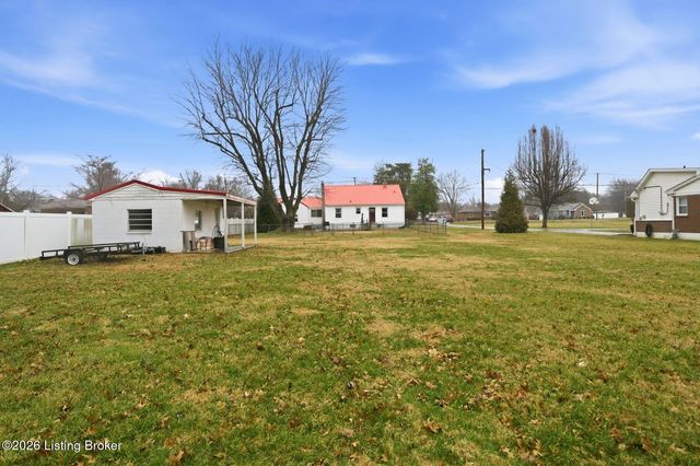 4906 Valley Station Rd, Louisville, KY 40272