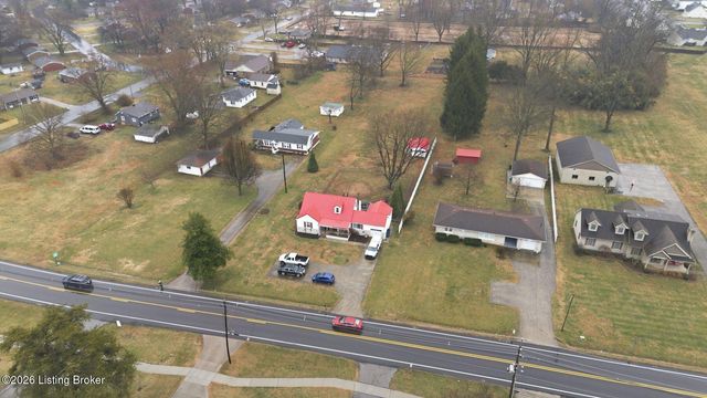 4906 Valley Station Rd, Louisville, KY 40272