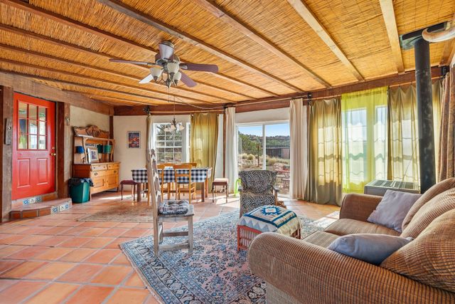 28 Rainbows End, Cerrillos, NM 87010