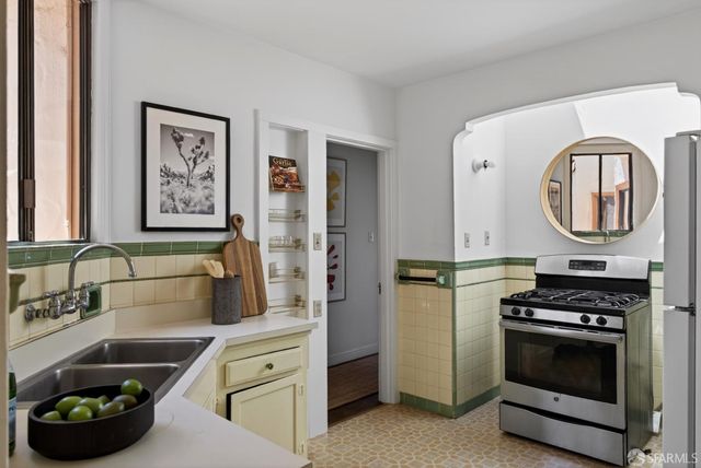 1511 34th Avenue, San Francisco, CA 94122