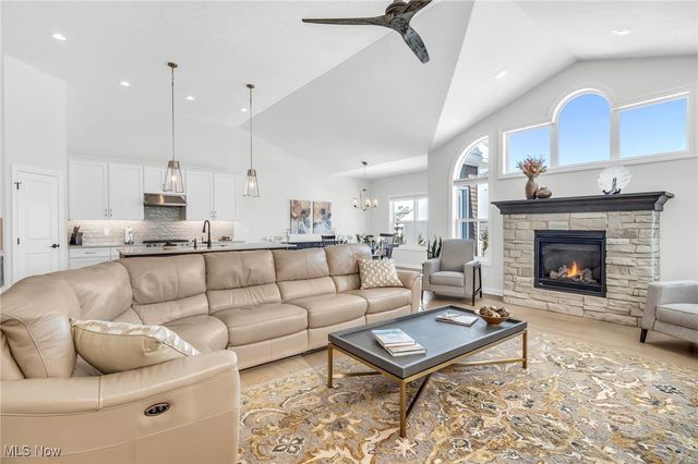 10149 Brookhaven Lane, Brecksville, OH 44141