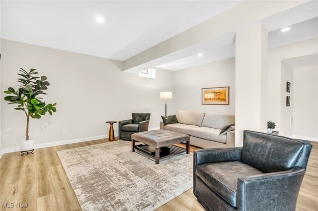 10149 Brookhaven Lane, Brecksville, OH 44141