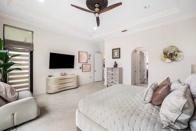 9091 Grand Prix Lane SW, Boynton Beach, FL 33472