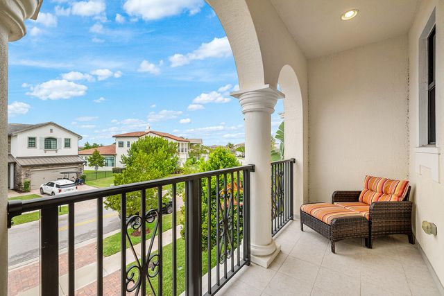 9091 Grand Prix Lane SW, Boynton Beach, FL 33472