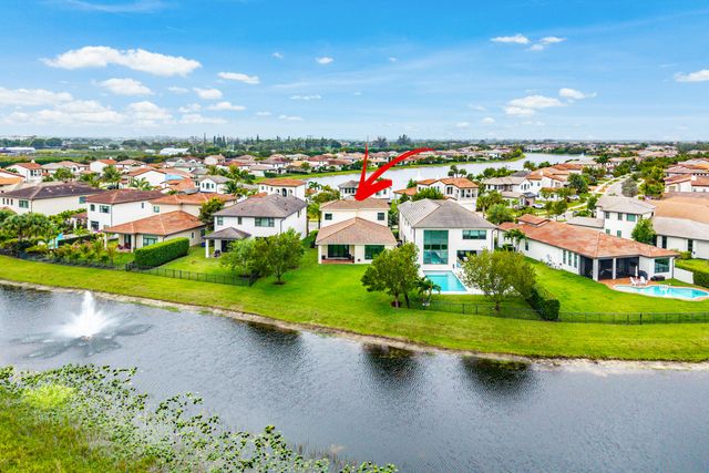9091 Grand Prix Lane SW, Boynton Beach, FL 33472
