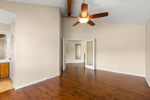1212 Rosewood Dr, Centerville, TN 37033
