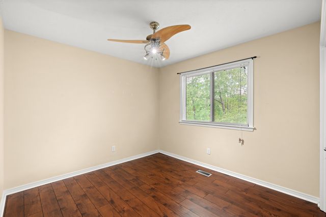 1212 Rosewood Dr, Centerville, TN 37033