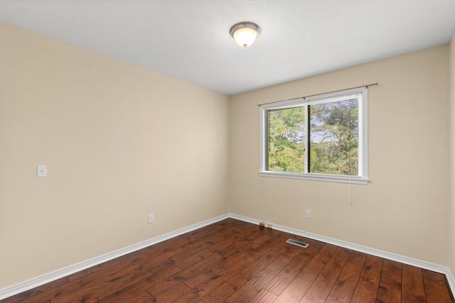 1212 Rosewood Dr, Centerville, TN 37033