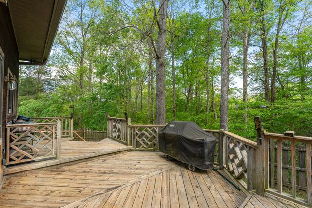 1212 Rosewood Dr, Centerville, TN 37033
