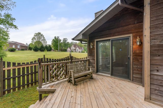 1212 Rosewood Dr, Centerville, TN 37033