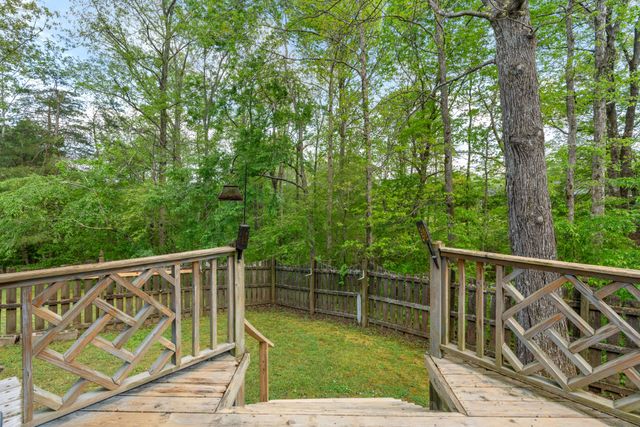 1212 Rosewood Dr, Centerville, TN 37033