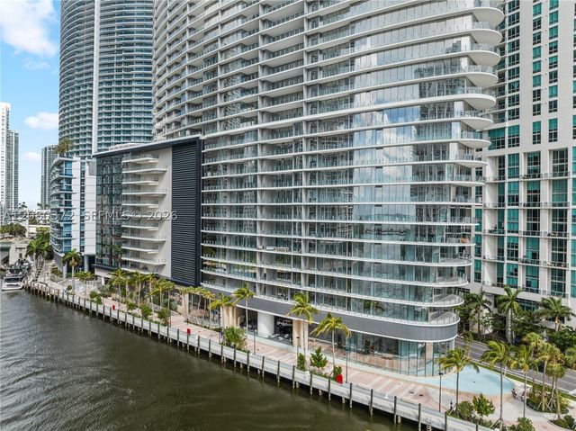 300 Biscayne Blvd Way 4102, Miami, FL 33131