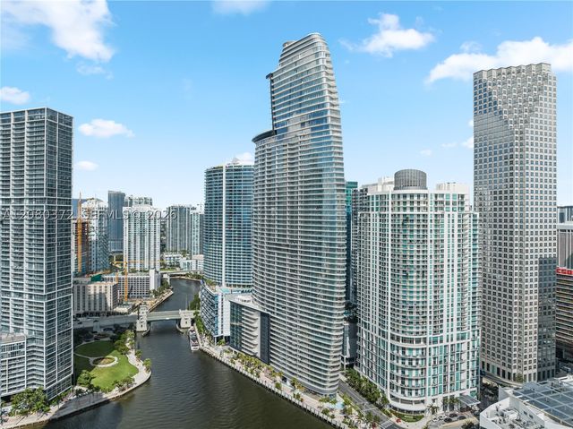 300 Biscayne Blvd Way 4102, Miami, FL 33131