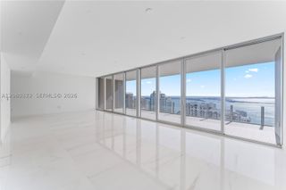 300 Biscayne Blvd Way 4102, Miami, FL 33131