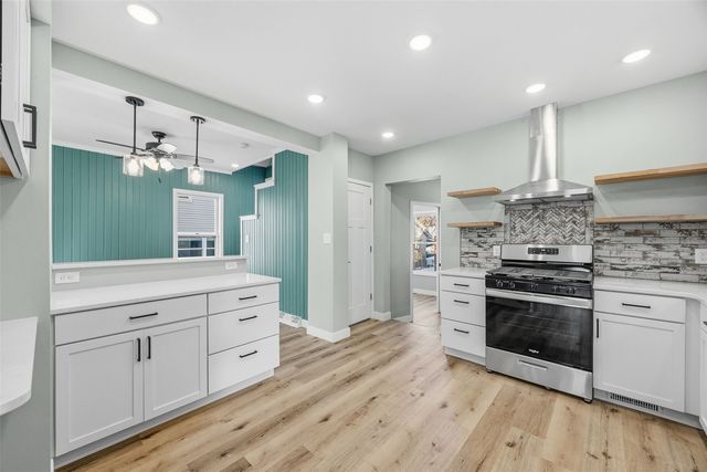 818 Rundell St, Iowa City, IA 52240