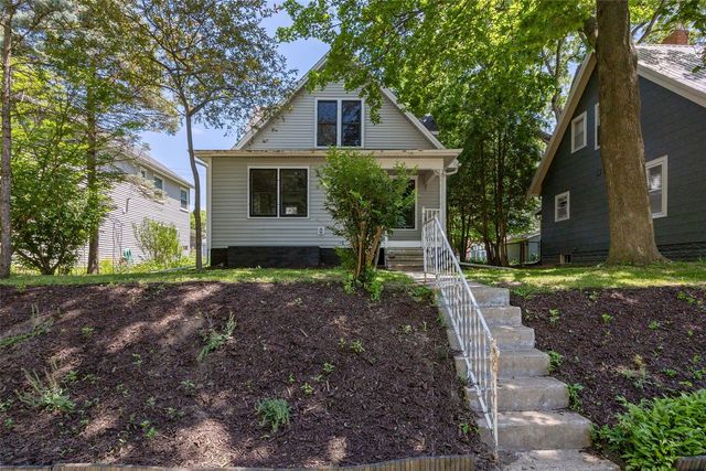 818 Rundell St, Iowa City, IA 52240