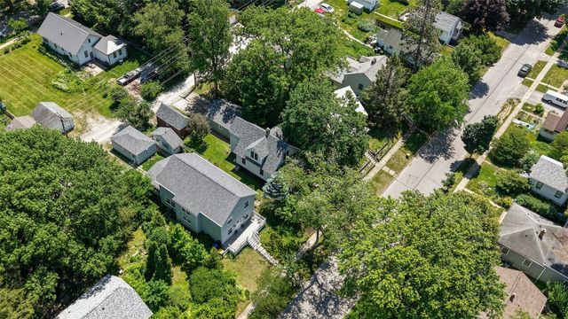 818 Rundell St, Iowa City, IA 52240