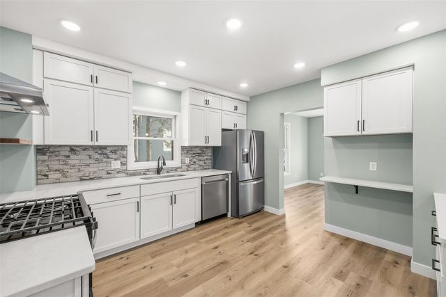 818 Rundell St, Iowa City, IA 52240