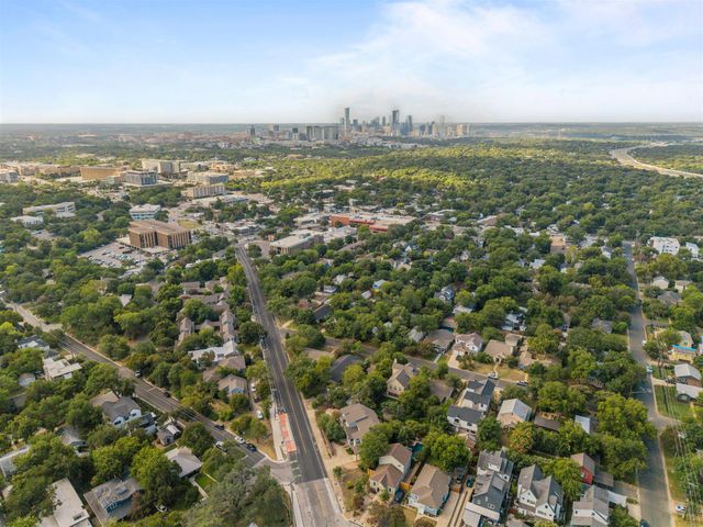 3806 Bull Creek RD B, Austin, TX 78731