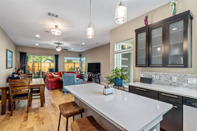 3806 Bull Creek RD B, Austin, TX 78731