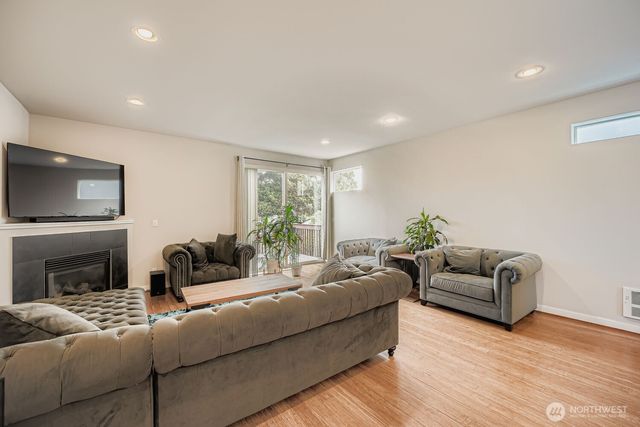 12420 2nd Place SW, Seattle, WA 98146