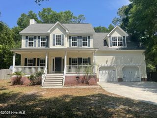 151 Bayshore Drive, Sneads Ferry, NC 28460