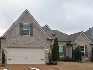 73 CHOCTAW DR, Oakland, TN 38060