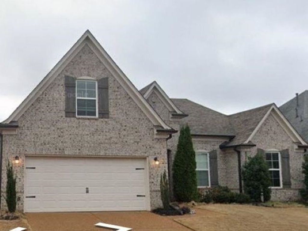 73 CHOCTAW DR, Oakland, TN 38060
