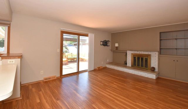 48 Virginia STREET, Racine, WI 53405