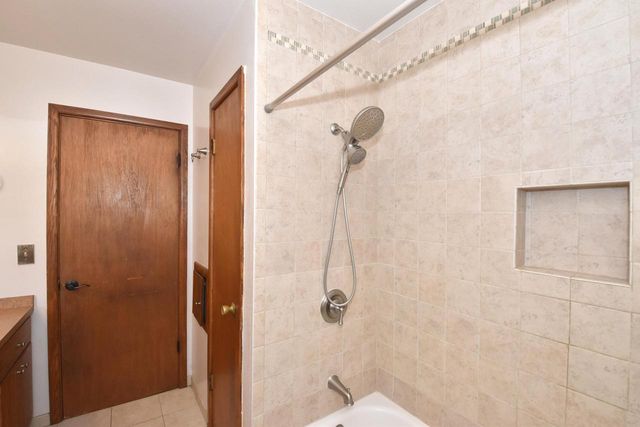 48 Virginia STREET, Racine, WI 53405