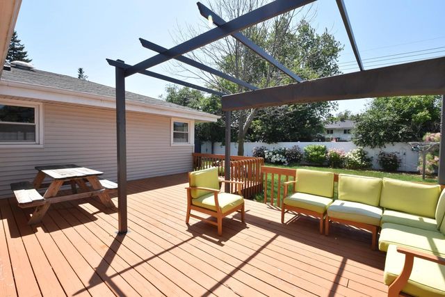 48 Virginia STREET, Racine, WI 53405