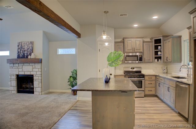 4807 S McKinley Avenue, Sand Springs, OK 74063