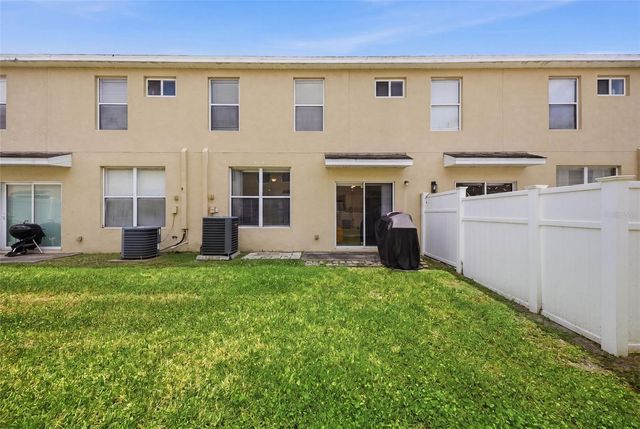 9769 CARLSDALE DRIVE, Riverview, FL 33578