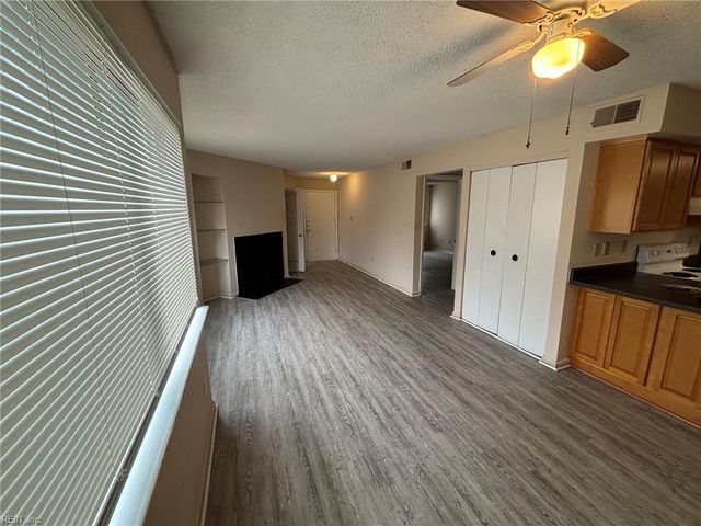 521 Abbot Muse, Virginia Beach, VA 23452