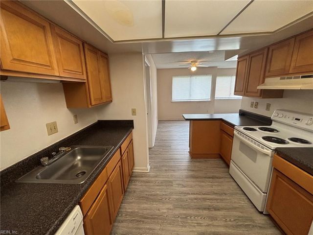 521 Abbot Muse, Virginia Beach, VA 23452