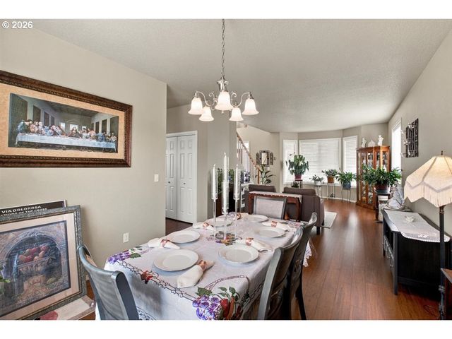 2747 Conner St Nw, Salem, OR 97304