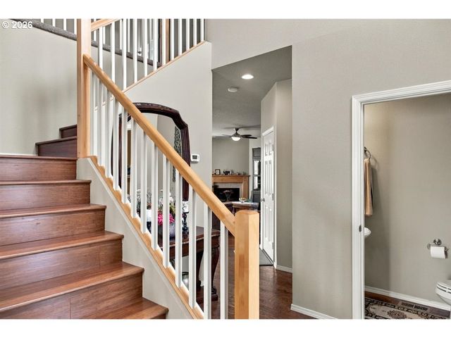 2747 Conner St Nw, Salem, OR 97304