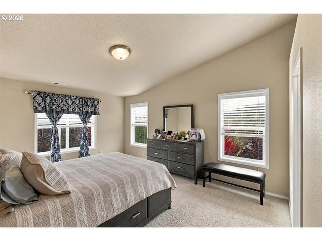 2747 Conner St Nw, Salem, OR 97304