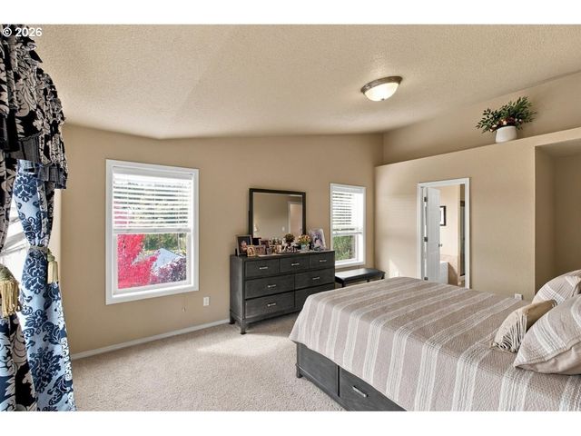 2747 Conner St Nw, Salem, OR 97304