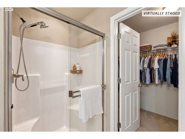 2747 Conner St Nw, Salem, OR 97304