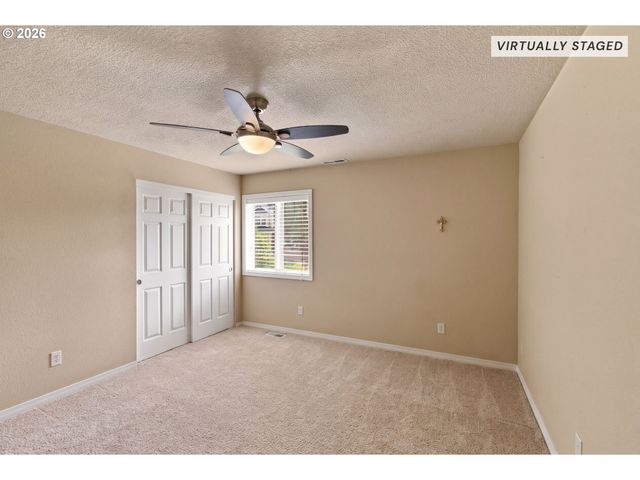 2747 Conner St Nw, Salem, OR 97304